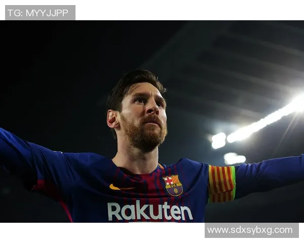 各大足球球星展现完美肌肉线条，激烈对决背后的力量与汗水